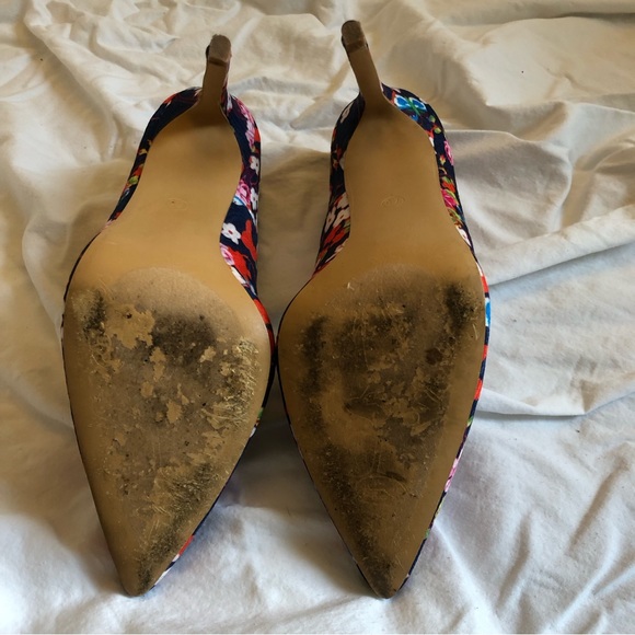 PENNY LOVES KENNY Floral Pumps (US 7.5M) - Picture 8 of 13